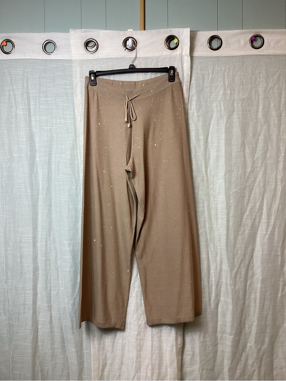 Joseph Ribkoff Sequined Sweater Knit Culotte Pants- Size: M